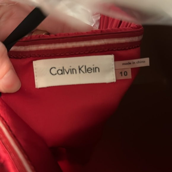 Calvin Klein Gown - Picture 3 of 3